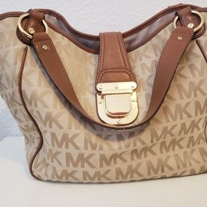 Mk purse